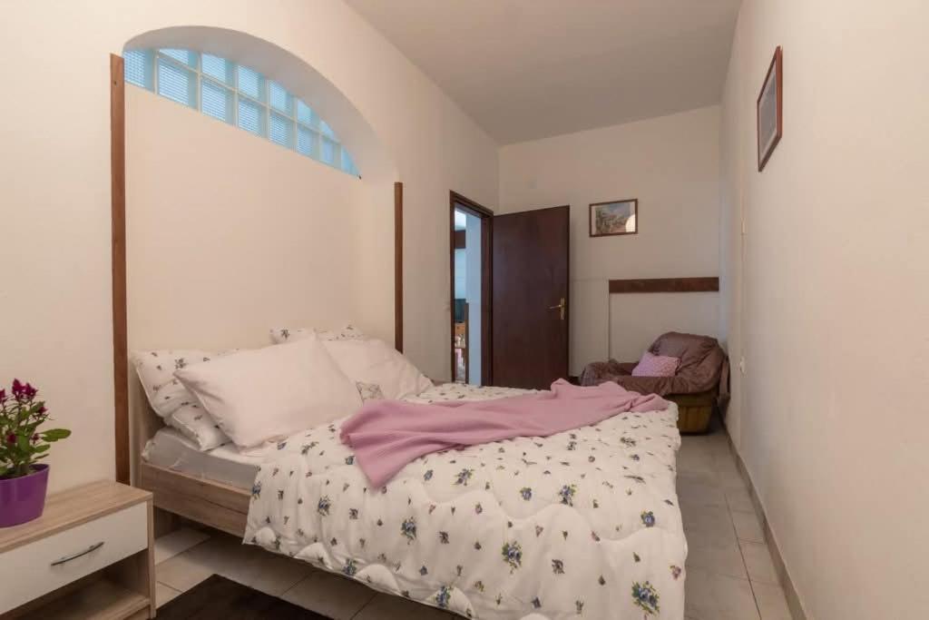 Loredana Apartments 크리크베니카 객실 사진